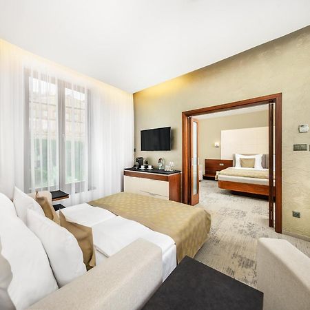 Wellness Hotel Diamant Hluboká nad Vltavou Esterno foto