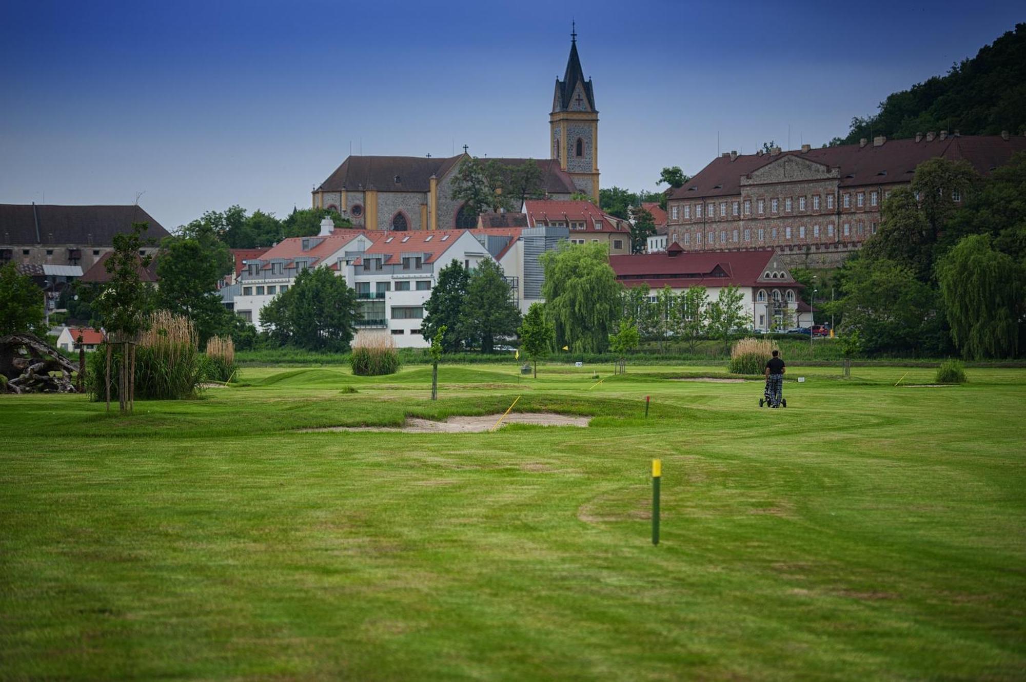 Wellness Hotel Diamant Hluboká nad Vltavou Esterno foto